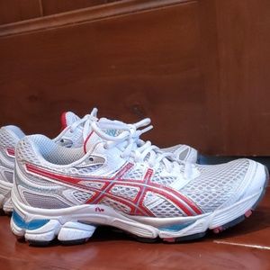Women's Asics Running Shoes 6.5